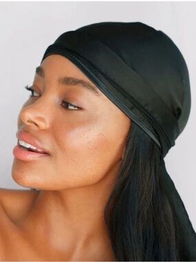 Beat the summer Frizz KITSCH Satin Sleep Cap